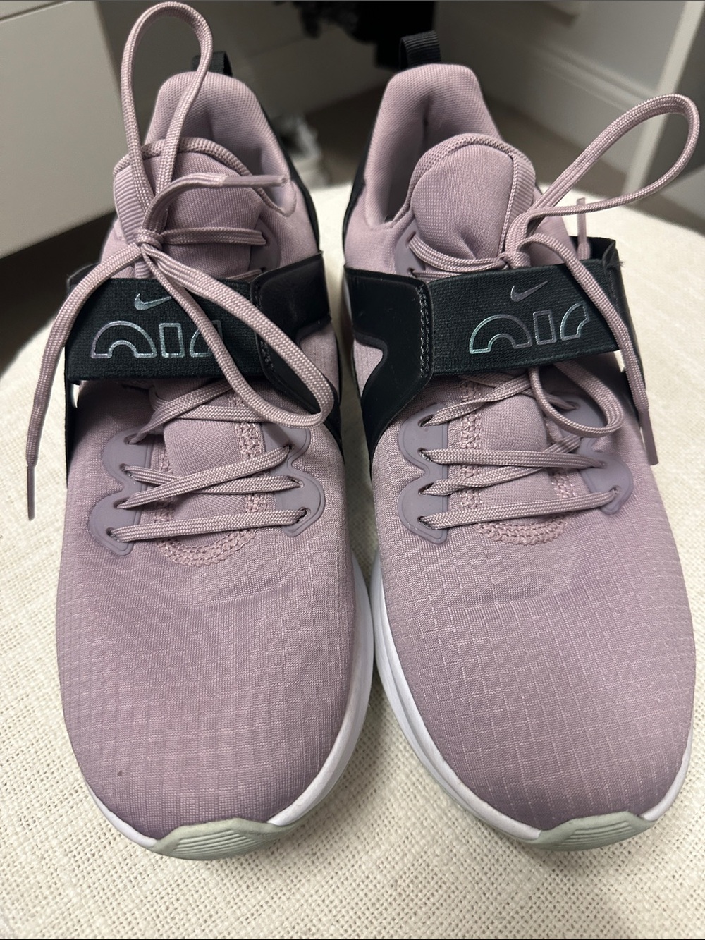 Nike Women’s Air Strap Trainers - Mauve Pink with Black Strap